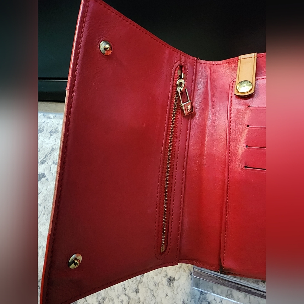 Louis Vuitton PROJECT Red Vernis Walker Wallet / belt bag - Picture 12 of 16